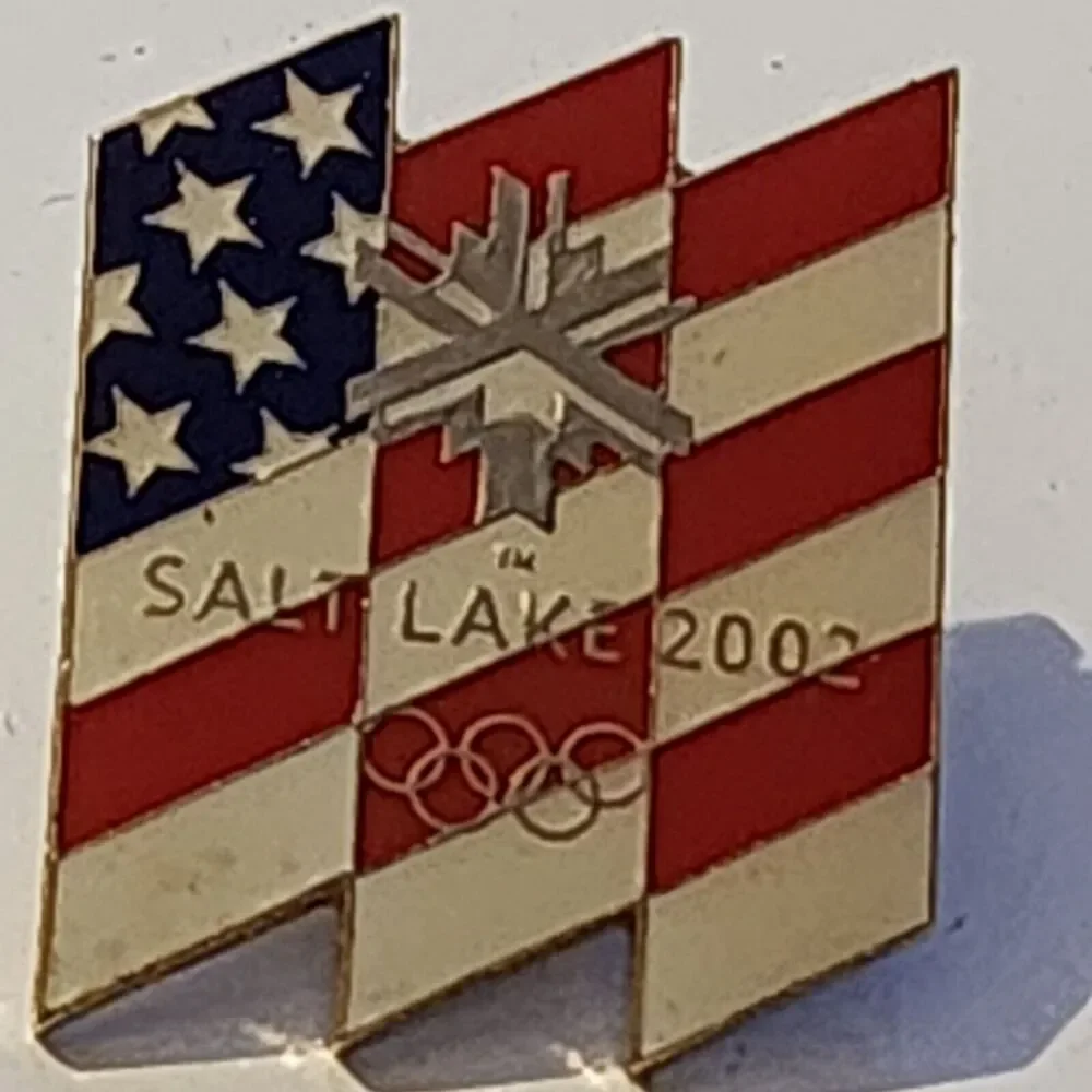 Salt Lake City Utah 2002 Olympics Vintage Pin - USA Winter Games Souvenir Badge